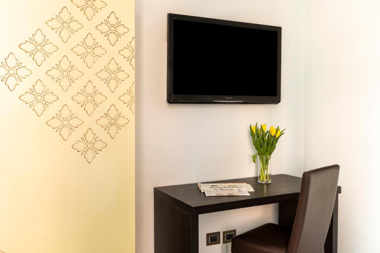 Deza Casa Vacanze Nazionale Joy โรม ภายนอก รูปภาพ